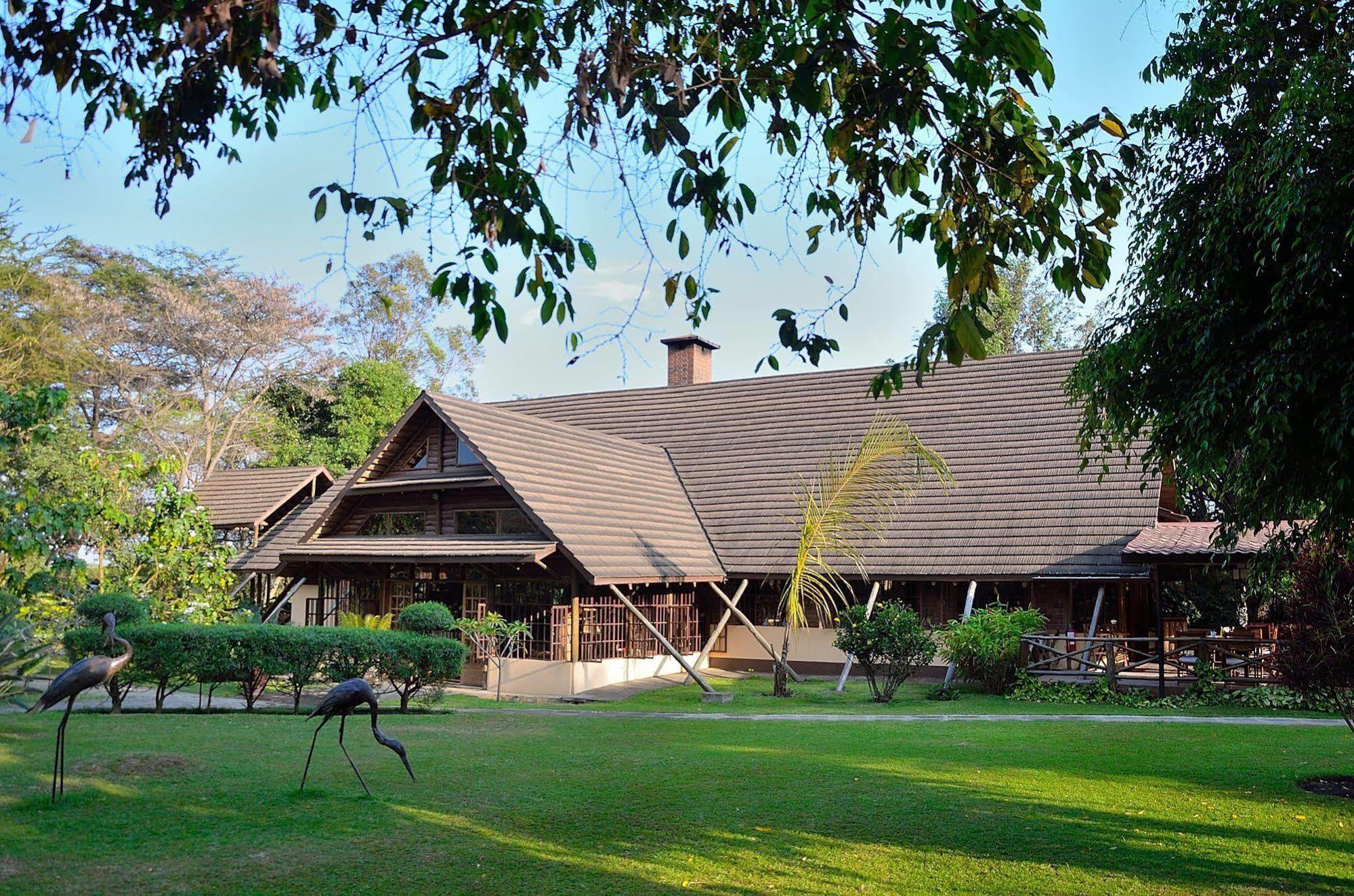Arumeru River Lodge Arusha Esterno foto